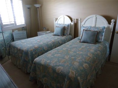 twin beds 2